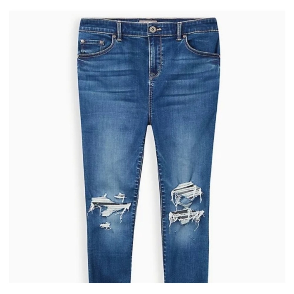 New Torrid Bombshell Premium Stretch Destructed Milano High Rise Jeans 28 EXTALL